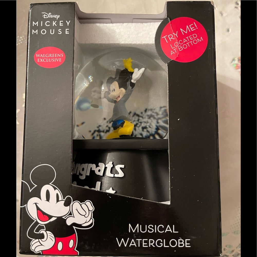 Brand New Disney Mickey Mouse CONGRATS Musical Water globe